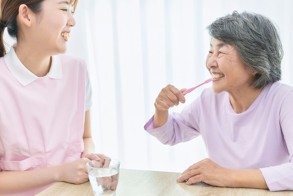 定期的な入れ歯の調整